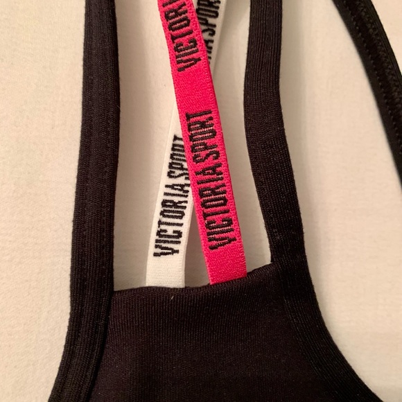 Victoria Secret “Sport” Bra, never worn,size S,authentic - Picture 4 of 6